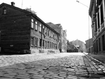 Street in the former Riga Ghetto. © Anemone Rüger