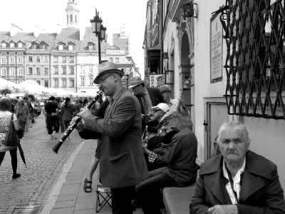 Street musicians at the Old Market in Warsaw. © Anemone Rüger