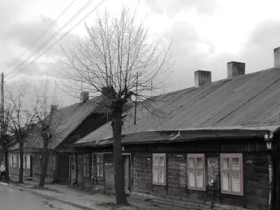 Old weavers’ houses in Aleksandrów. © Anemone Rüger